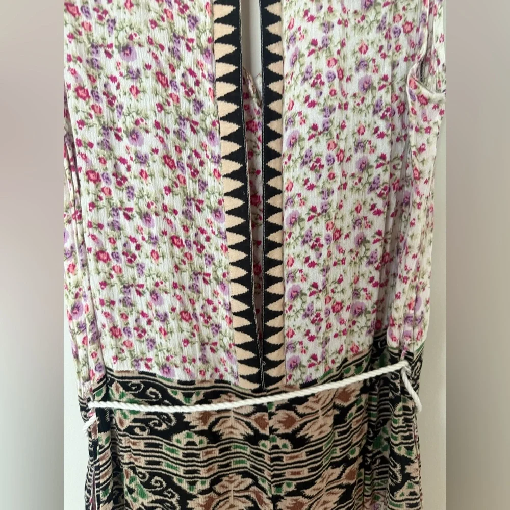 Anthropologie RAGA Ditsy Floral Lightweight Boho Romper Jumpsuit with Tie - Picture 7 of 17